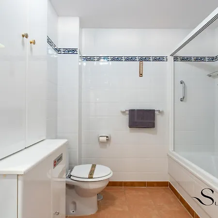 Mountain Views, Pool&rooftop, Cozy 2br For 6 Apartament Fuengirola