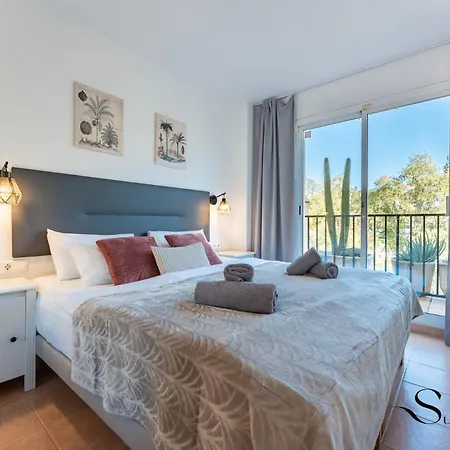 Mountain Views, Pool&rooftop, Cozy 2br For 6