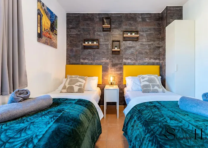 アパート Mountain Views, Pool & Rooftop, Cozy 2br For 6 フエンヒロラ