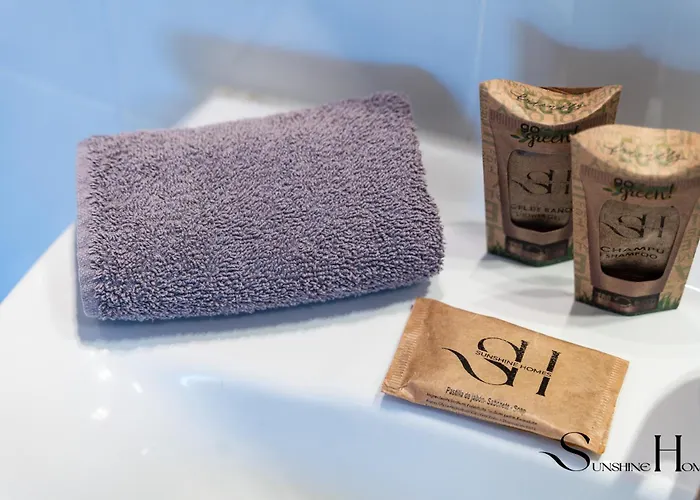 Mountain Views, Pool & Rooftop, Cozy 2br For 6 *