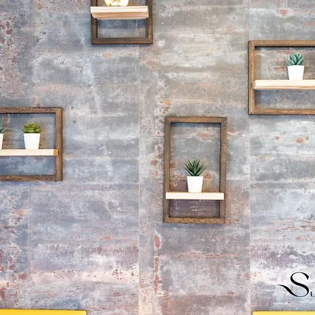 Appartement Mountain Views, Pool & Rooftop, Cozy 2br For 6