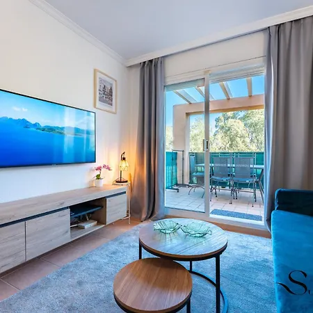 Mountain Views, Pool & Rooftop, Cozy 2br For 6 Appartement Fuengirola