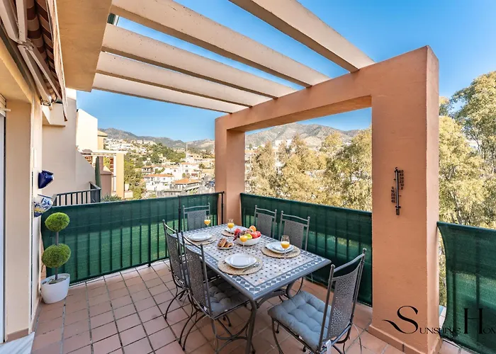 Appartement Mountain Views, Pool & Rooftop, Cozy 2br For 6 Fuengirola