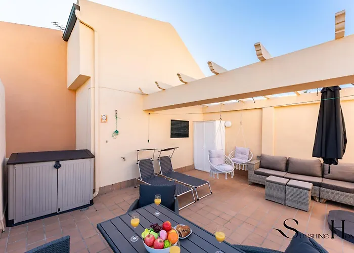 Appartement Mountain Views, Pool & Rooftop, Cozy 2br For 6