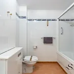 Mountain Views, Pool & Rooftop, Cozy 2br For 6 Apartment Fuengirola